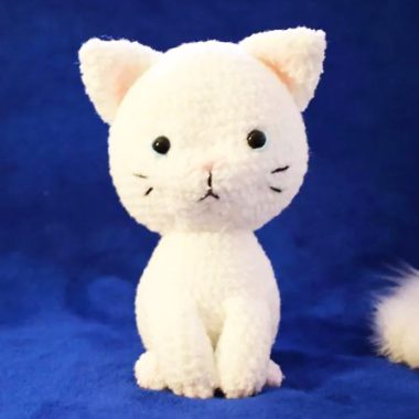Amigurumi Gato Blanco PDF Patrón Gratis Paso a Paso Snow-White-Cat-Amigurumi-Free-PDF-Pattern-1-380x380