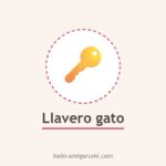 Llavero gato a crochet con corazón Llavero de gato a crochet con corazon