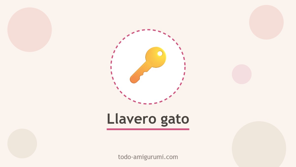 Llavero de gato a crochet con corazon
